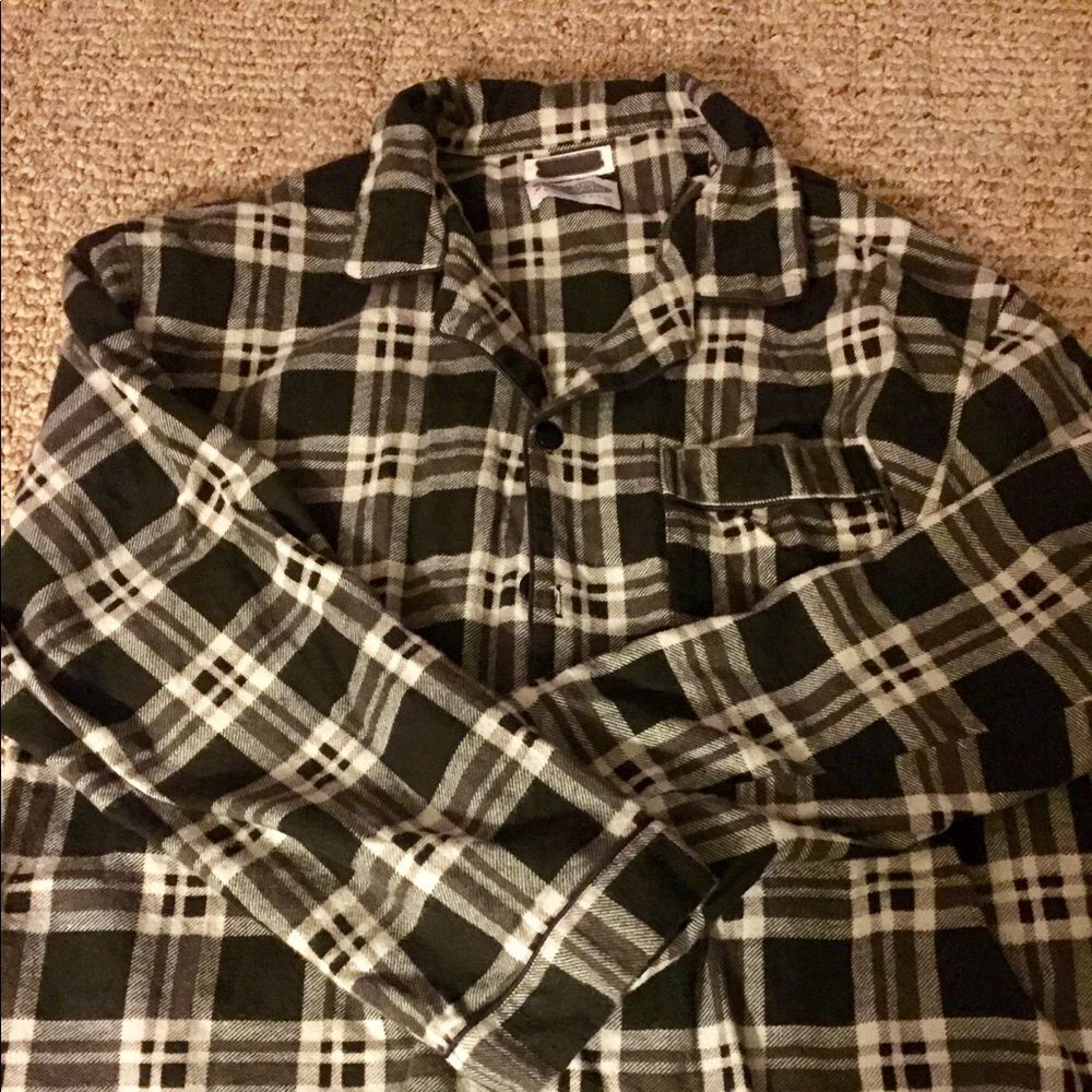 Flannel pajama shirt by dreams size medium